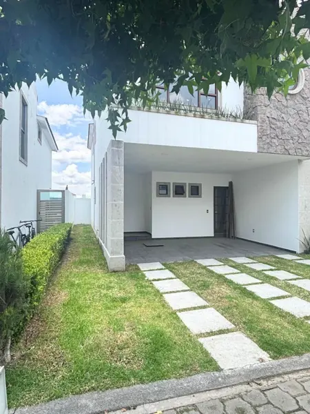 Casa en renta en Condado del Valle, Metepec — foto 3 de 40