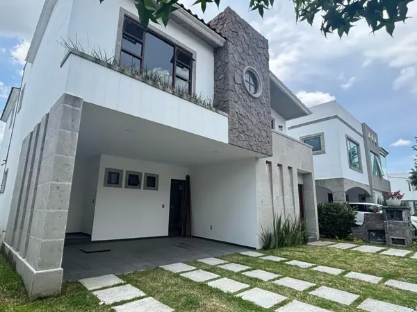 Casa en renta en Condado del Valle, Metepec — foto 2 de 40