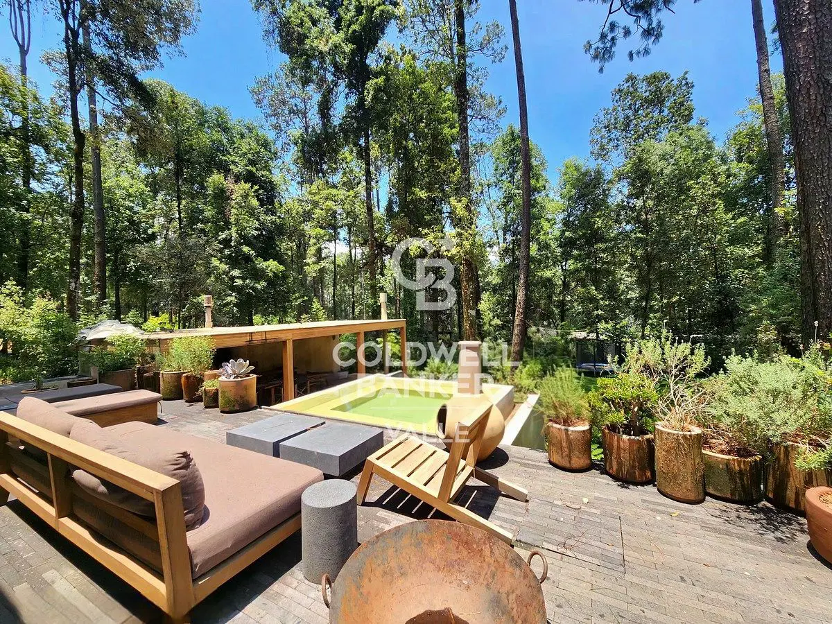 Casa en renta en San Simón el Alto, Valle de Bravo — foto 1 de 40
