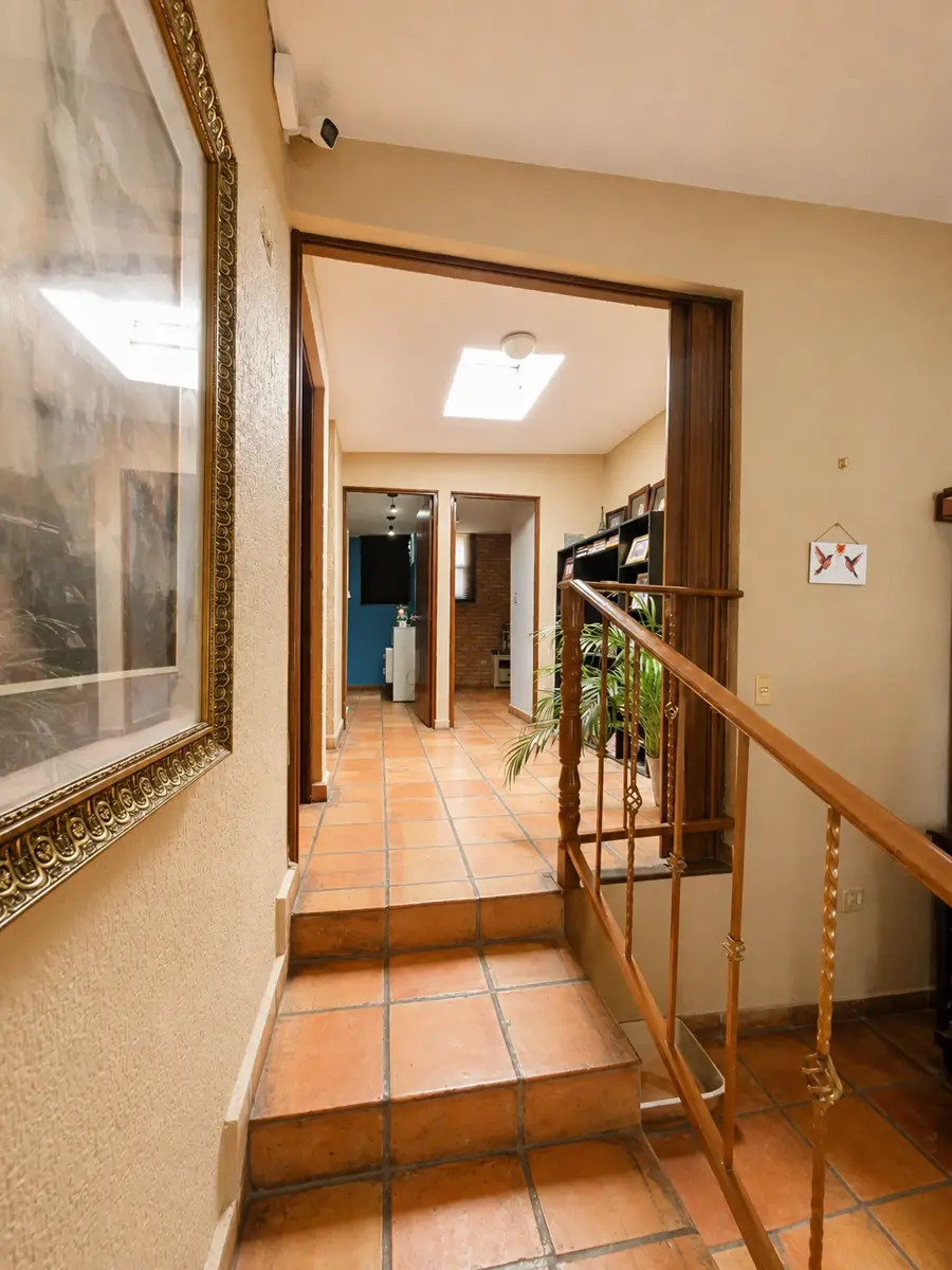 Casa en Venta en Valle de San Ángel Sect Jardines, San Pedro Garza García, Nuevo León