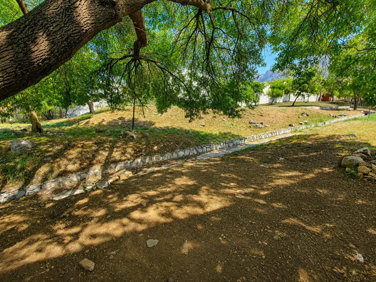 Casa en Venta en Valle de San Ángel Sect Jardines, San Pedro Garza García, Nuevo León