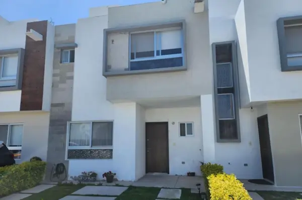 CASA EN VENTA COMO REMATE HIPOTECARIO EN QUERETARO, QUERETARO.