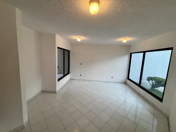 Casa en venta en Lomas de Atzingo, Cuernavaca — foto 2 de 41