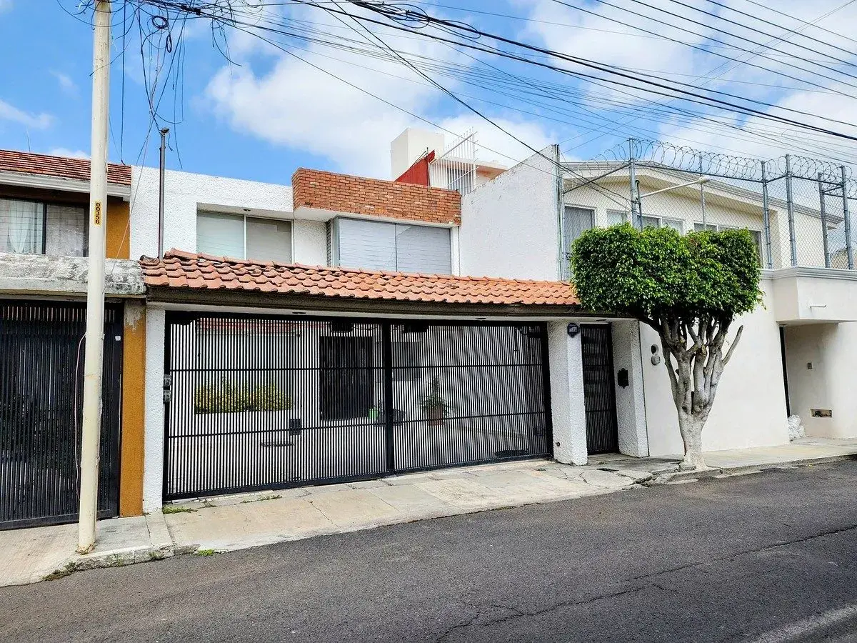 Casa en renta en Tejeda, Corregidora — foto 1 de 29