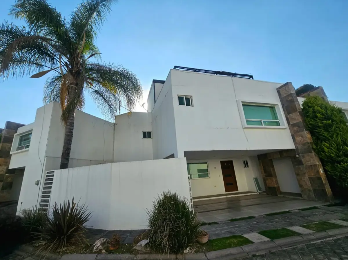 Casa en venta en Bosques de Forjadores, San Pedro Cholula — foto 1 de 20