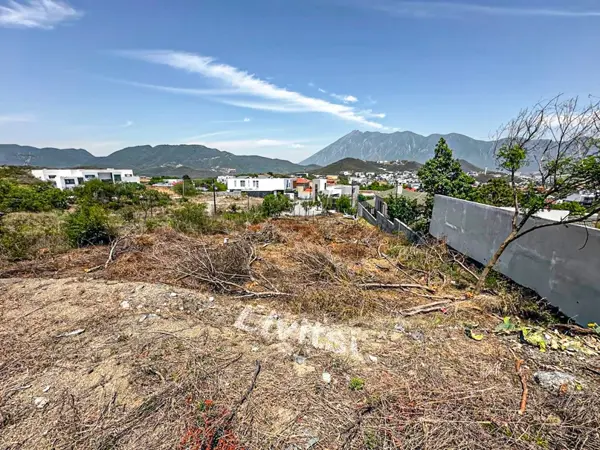 Terreno en venta en Hacienda los Encinos, Monterrey — foto 2 de 5
