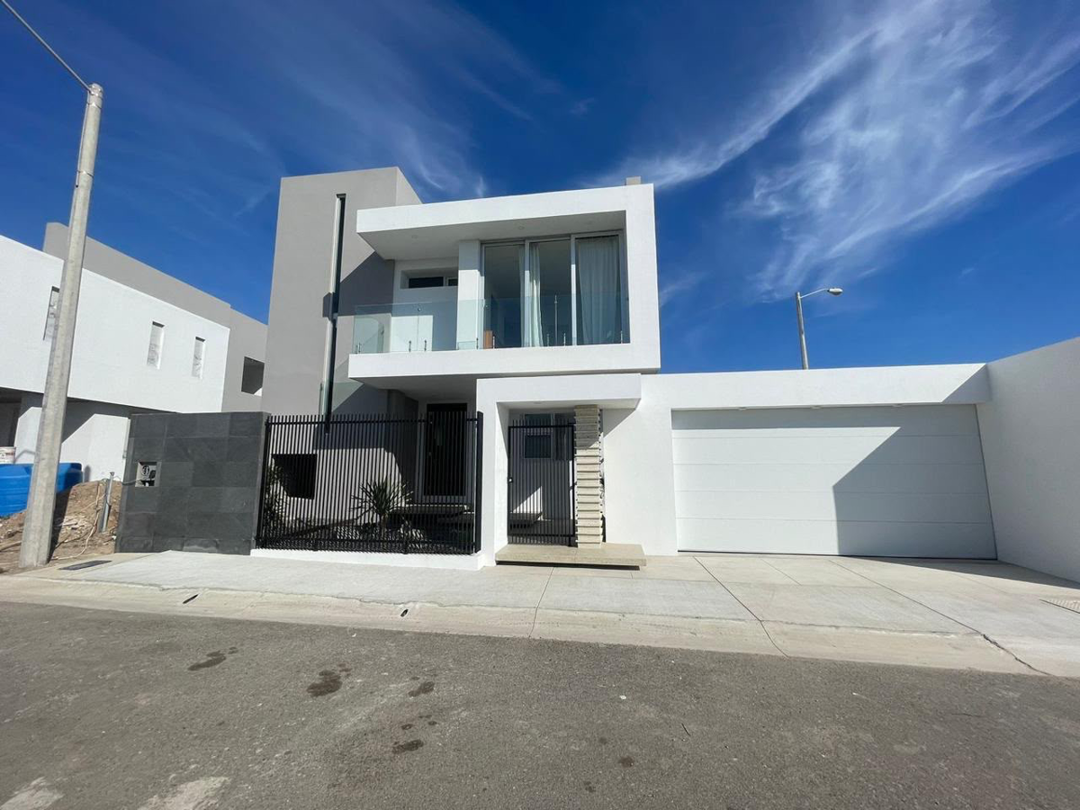 Casa en venta en Sueños del Mar, Tijuana — foto 1 de 12
