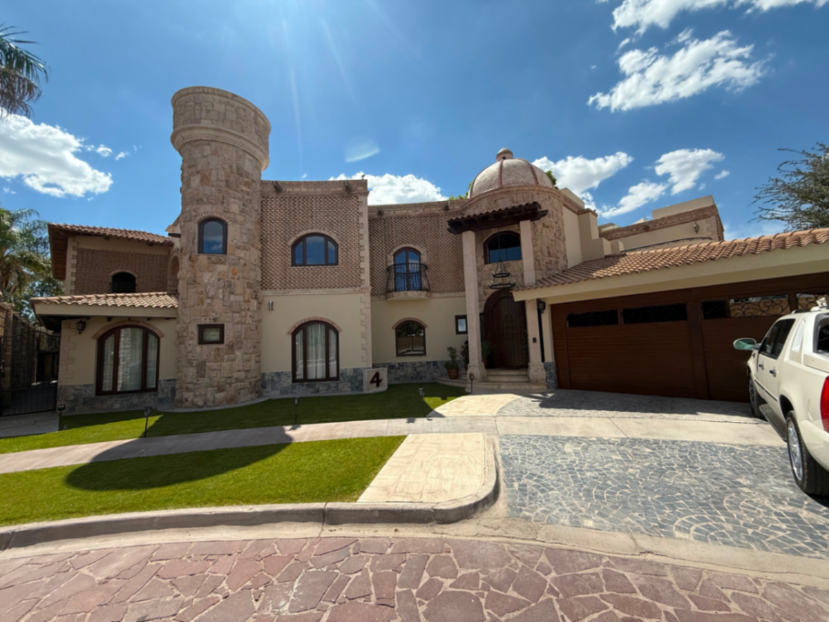 Casa en venta en Las Villas, Torreón — foto 1 de 17