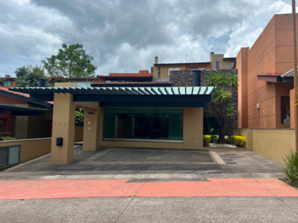 Casa en venta en Montaña Monarca I, Morelia — foto 2 de 18