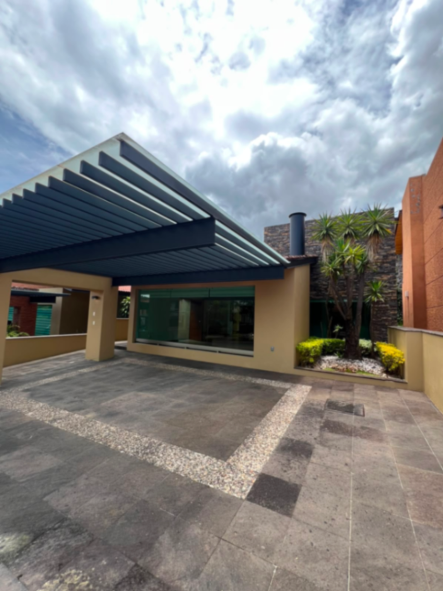 Casa en venta en Montaña Monarca I, Morelia — foto 1 de 18