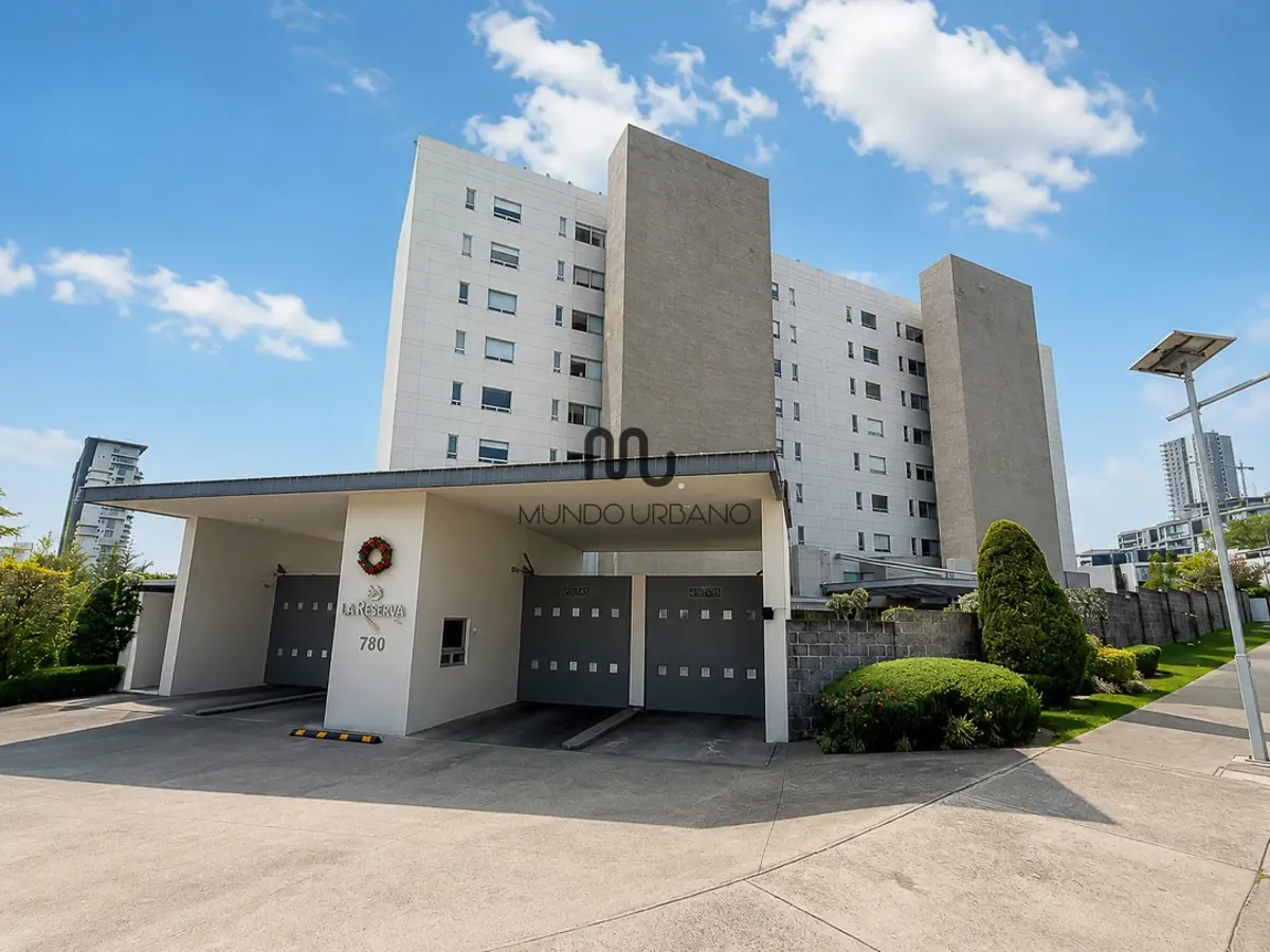 Departamento en venta en Bosque Real, Huixquilucan — foto 1 de 22