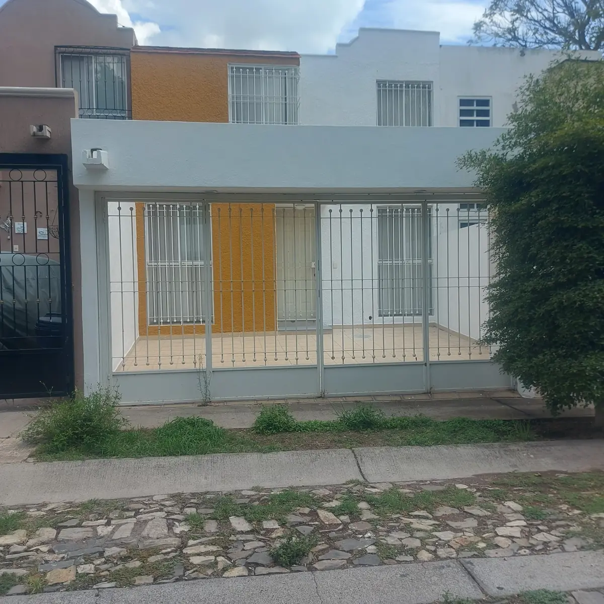 Casa en venta en Acueducto San Javier, Tlajomulco de Zúñiga — foto 1 de 11