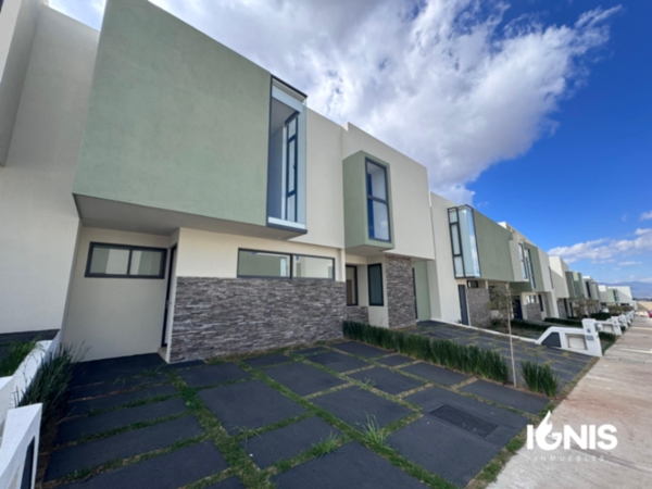 Casa en venta en Montaña Monarca I, Morelia — foto 2 de 8