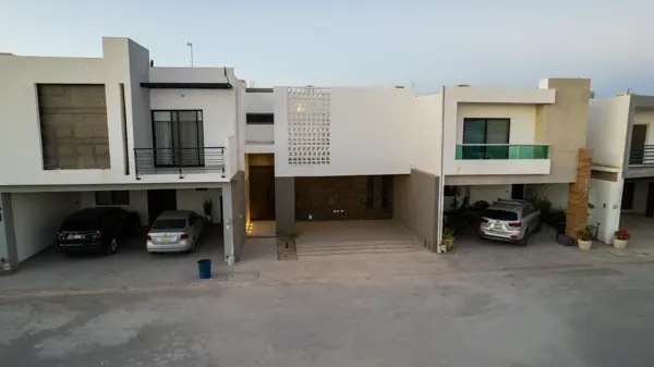 Casa en venta en Villa de las Palmas, Torreón — foto 2 de 15