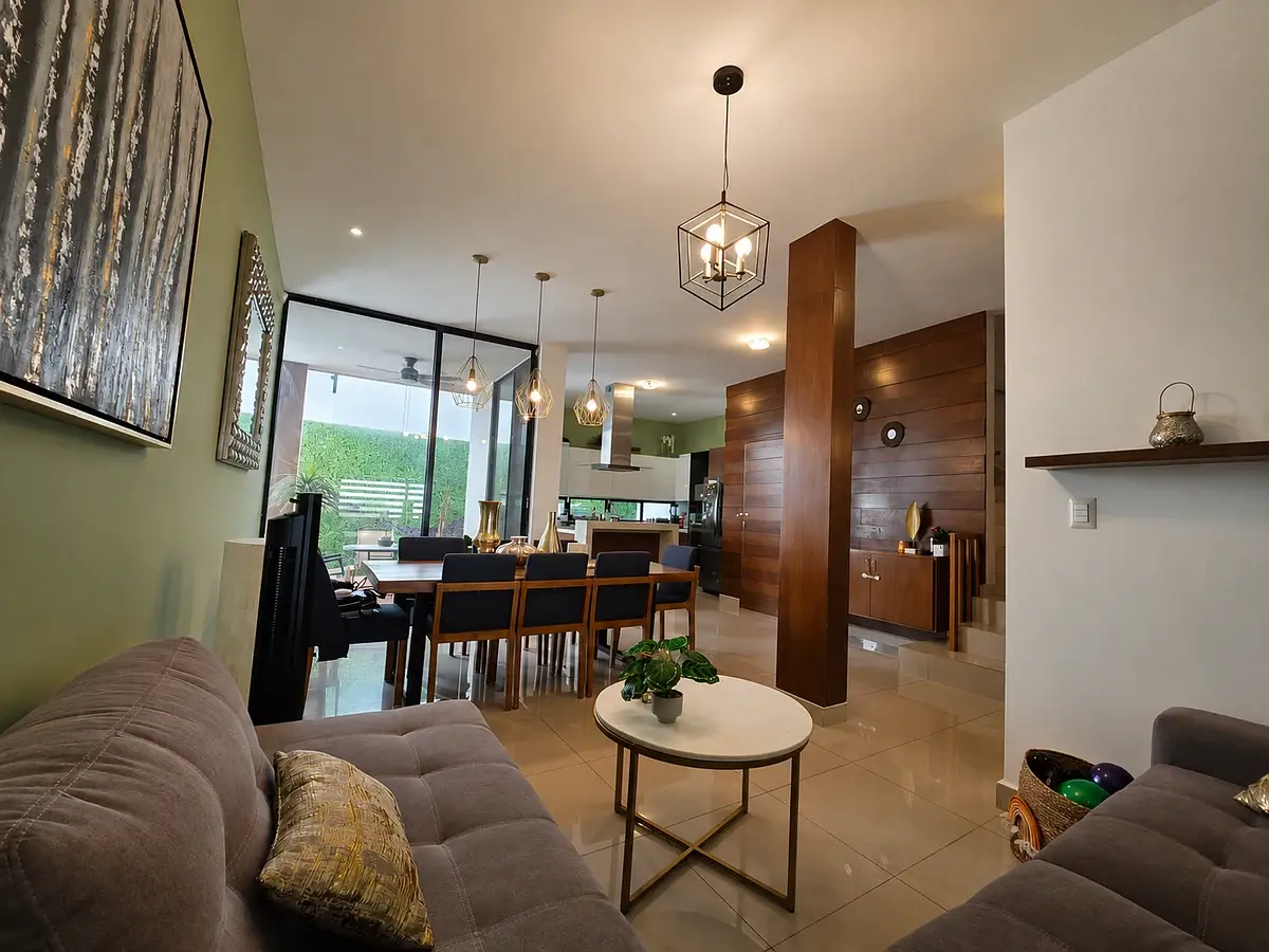 Casa en venta en Cumbres San Agustin, Monterrey — foto 1 de 19