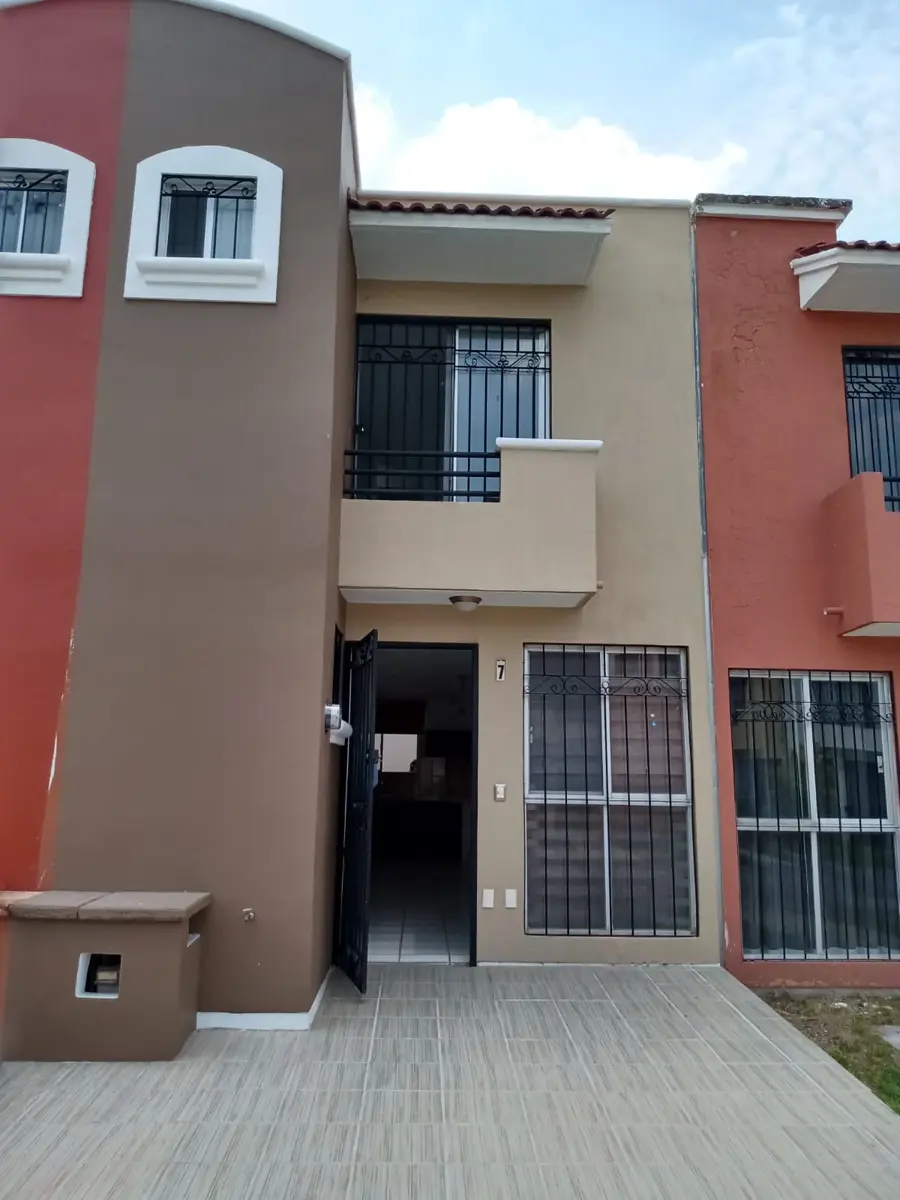Casa en renta en Real Del Valle, Tlajomulco de Zúñiga — foto 1 de 35