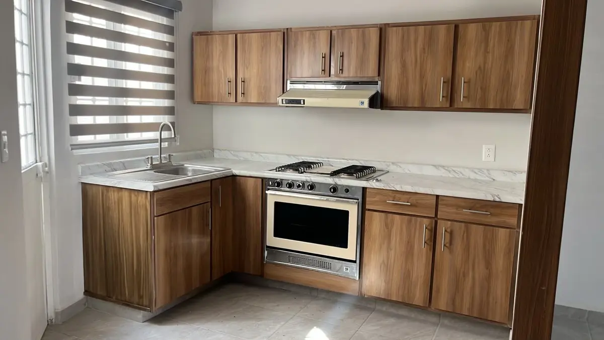Vista 4 de Casa en Renta para oficina o uso habitacional