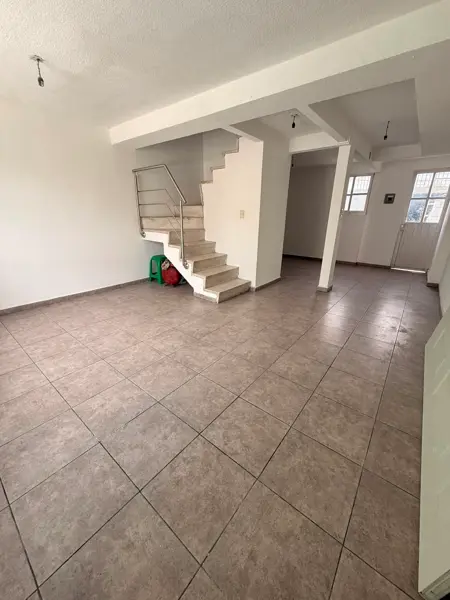 Casa en venta en Los Sauces IV, Toluca — foto 2 de 21