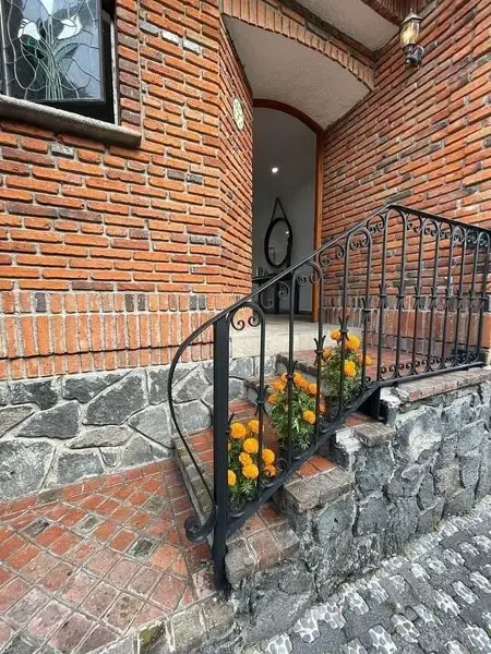 Casa en venta en San Nicolás Totolapan, La Magdalena Contreras — foto 2 de 37