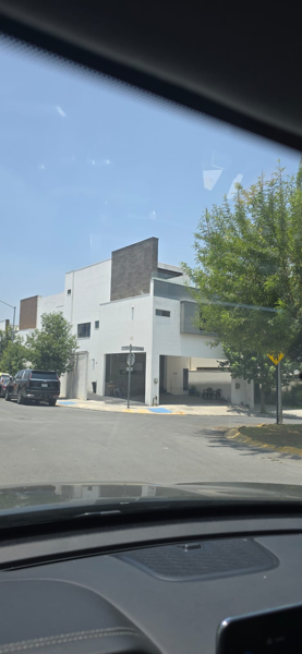 Casa en venta en Porto Cumbres, García — foto 2 de 21