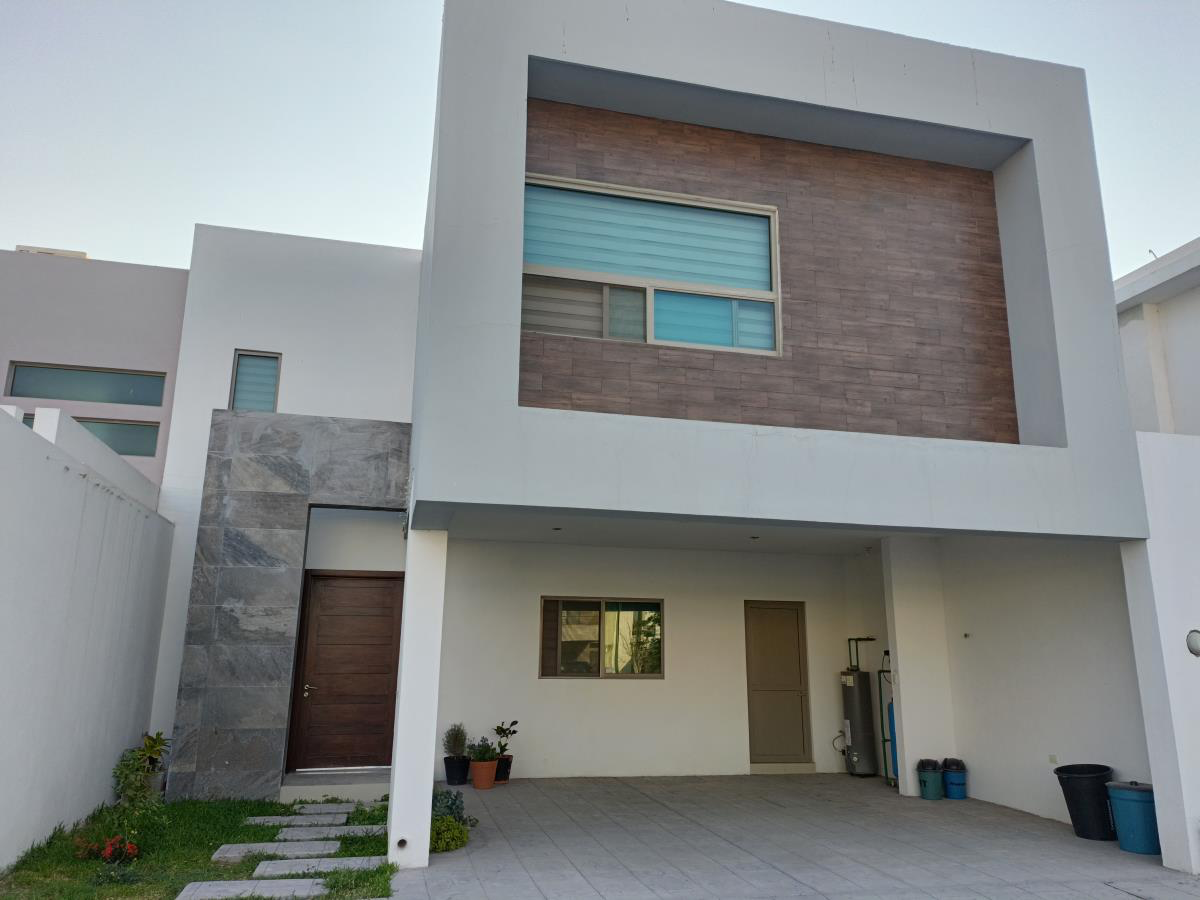 Casa en Venta en Los Viñedos, Torreón, Coahuila de Zaragoza Casa en Venta en Los Viñedos, Torreón, Coahuila de Zaragoza