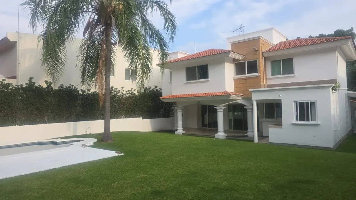 Casa en renta en Lomas de Cocoyoc, Atlatlahucan — foto 1 de 15