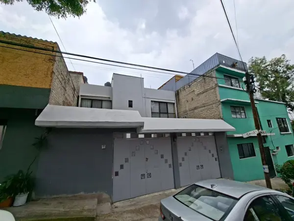 Casa en Venta en Olivar del Conde, 3 Recámaras, Ciudad de México Casa en Venta en Olivar del Conde, 3 Recámaras, Ciudad de México