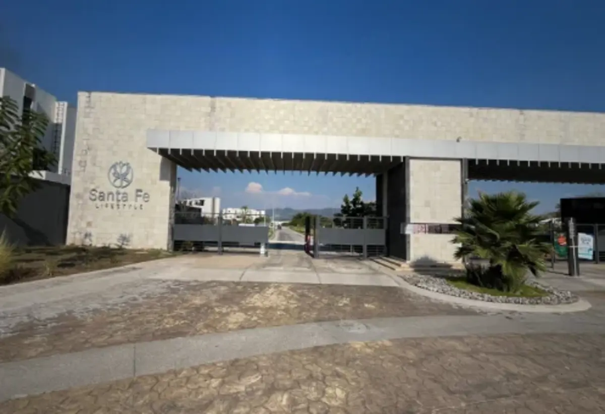 Casa en venta en Atlacholoaya, Xochitepec — foto 1 de 16