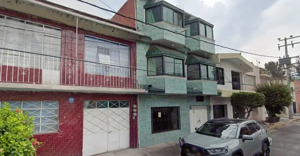Casa en venta en Escuadron 201, Iztapalapa — foto 3 de 10