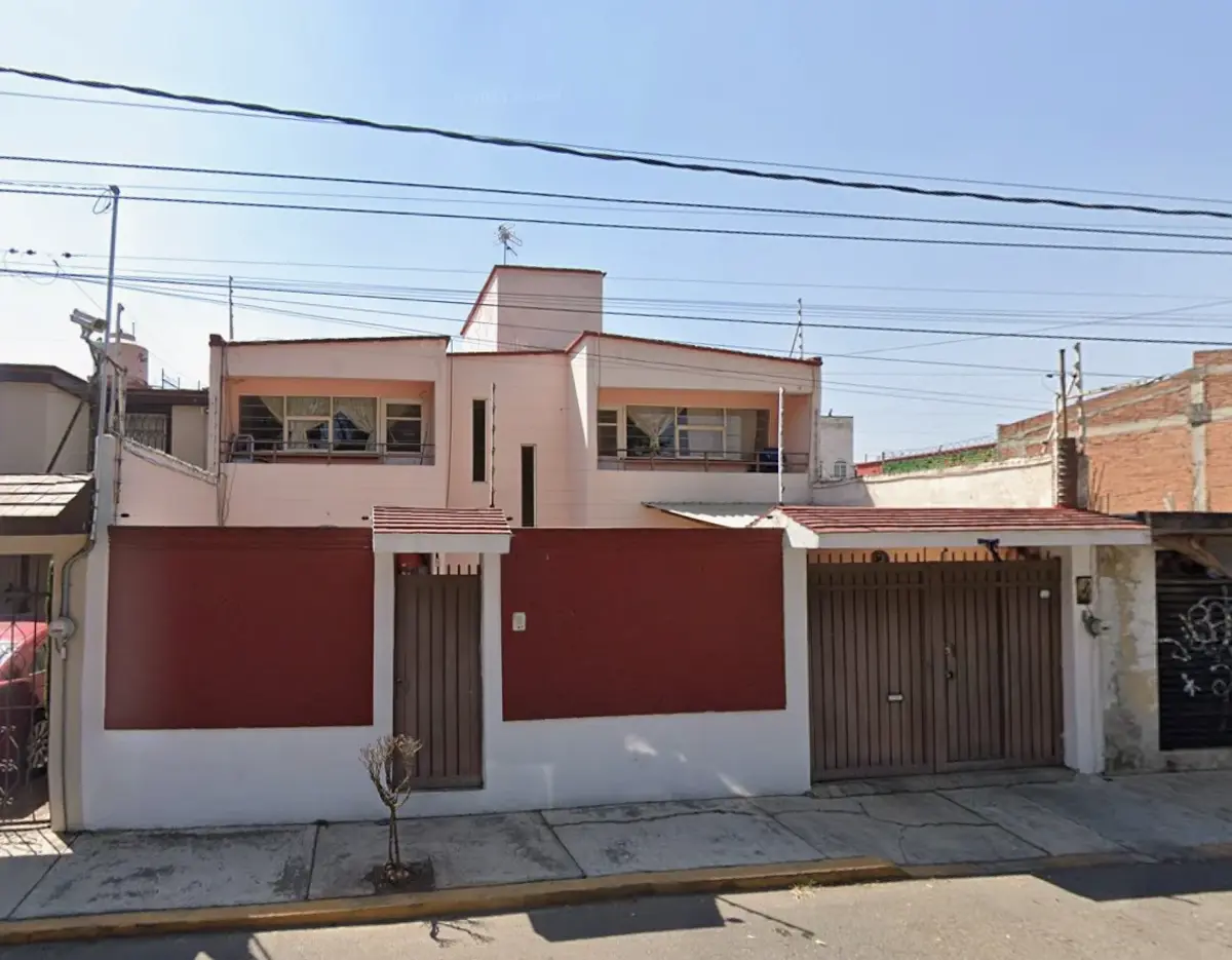 Casa en venta en Dr. Jorge Jiménez Cantú, Metepec — foto 1 de 7