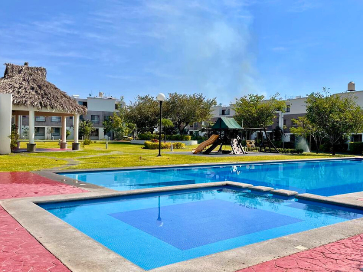 Casa en venta en Real Santa Fe, Xochitepec — foto 1 de 16