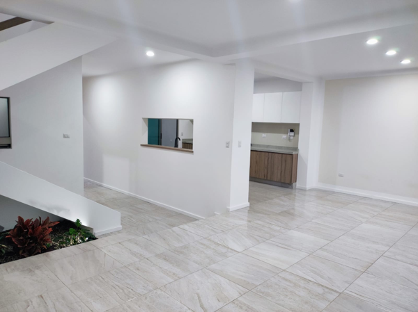 Casa en venta en Loma Alta Tres Marías, Morelia — foto 3 de 22