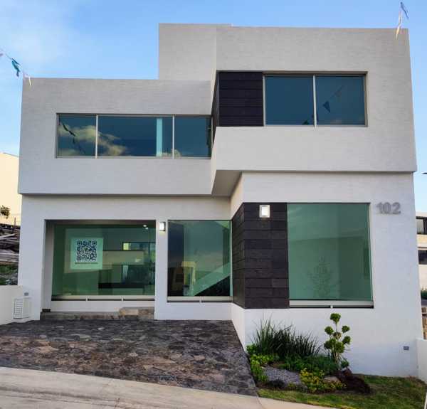 Casa en venta en Loma Alta Tres Marías, Morelia — foto 2 de 25