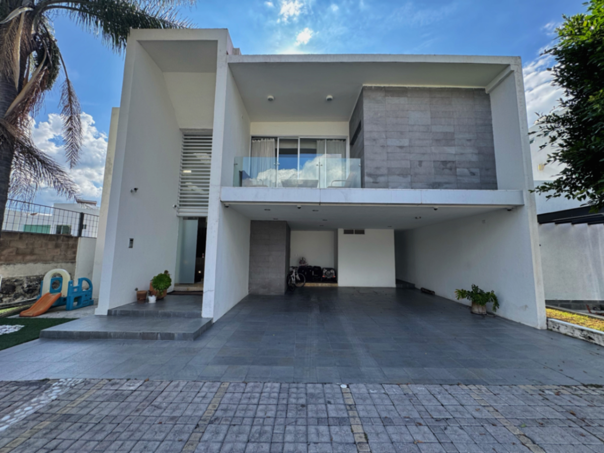 Casa en renta en Lomas de Angelópolis, San Andrés Cholula — foto 1 de 21