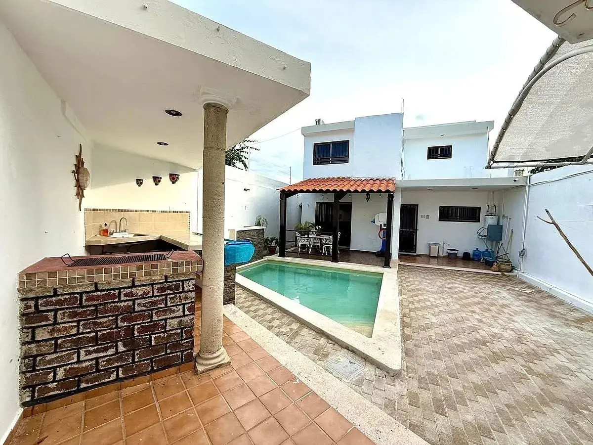 Casa en venta en Garcia Gineres, Mérida — foto 1 de 10