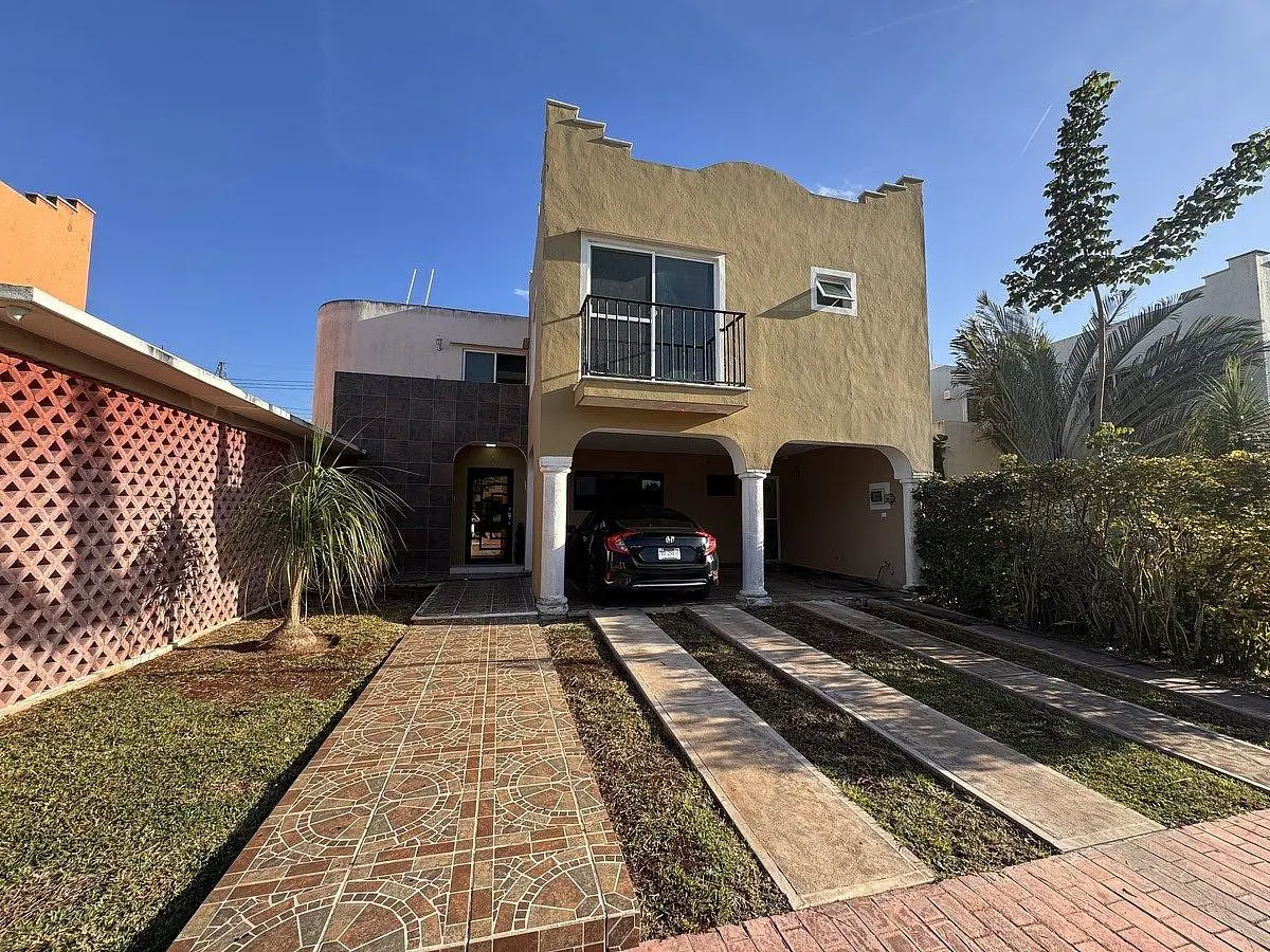 Casa en venta en Cholul, Mérida — foto 1 de 11