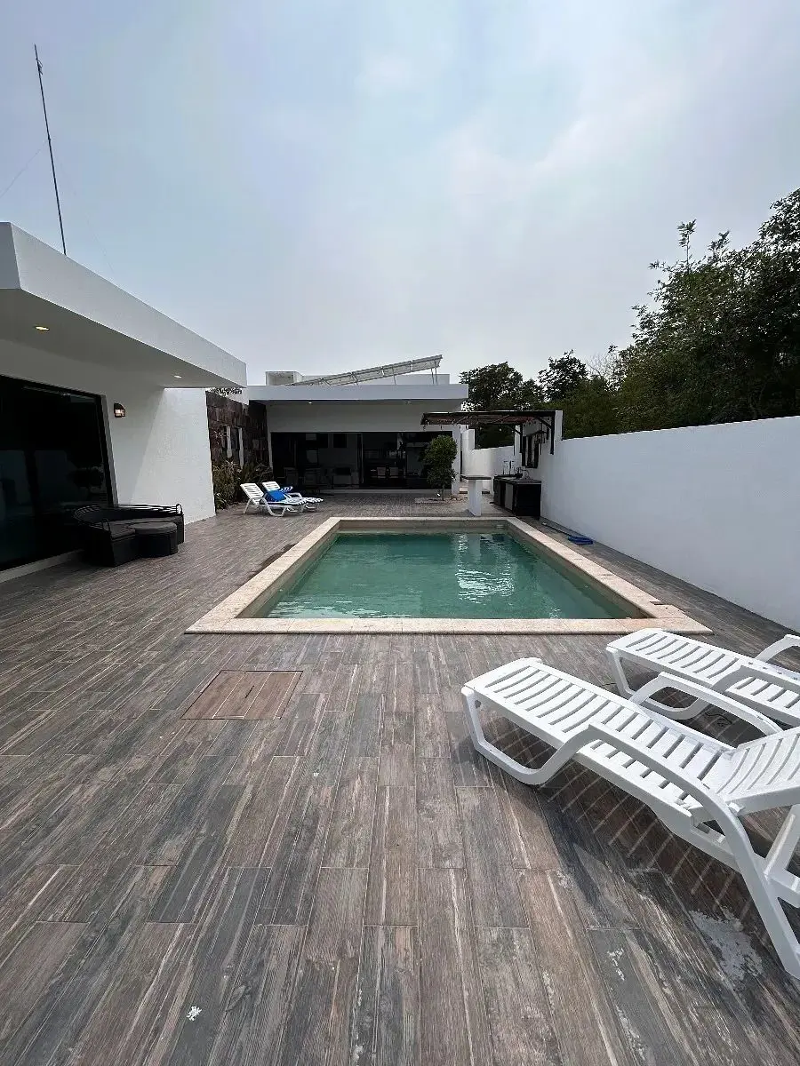 Casa en renta en La Rejoyada, Mérida — foto 1 de 11