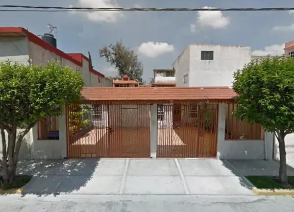 CASA EN VENTA COMO REMATE HIPOTECARIO EN TECAMAC, EDO. MEX.