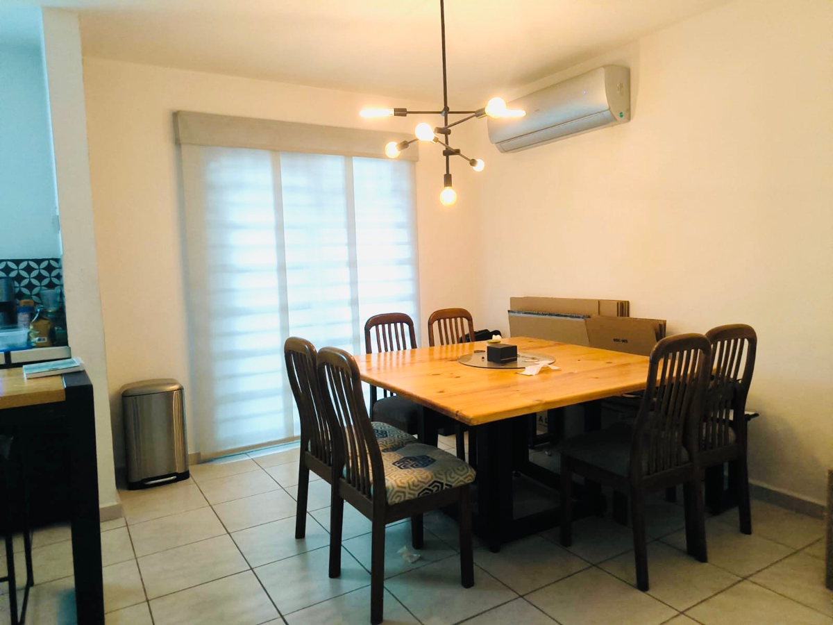 Casa en Venta en Almería, Apodaca, Nuevo León