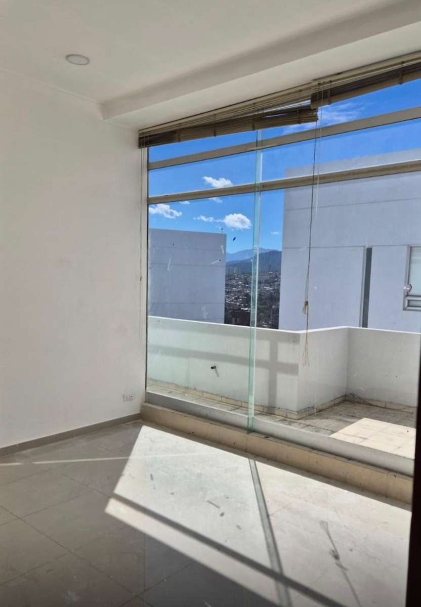 Oficina en renta en Jesus del Monte, Huixquilucan — foto 1 de 13