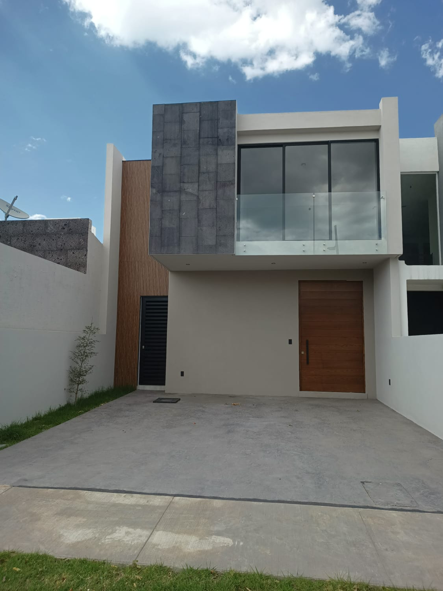 Casa en venta en Mayorca Residencial, León — foto 1 de 19