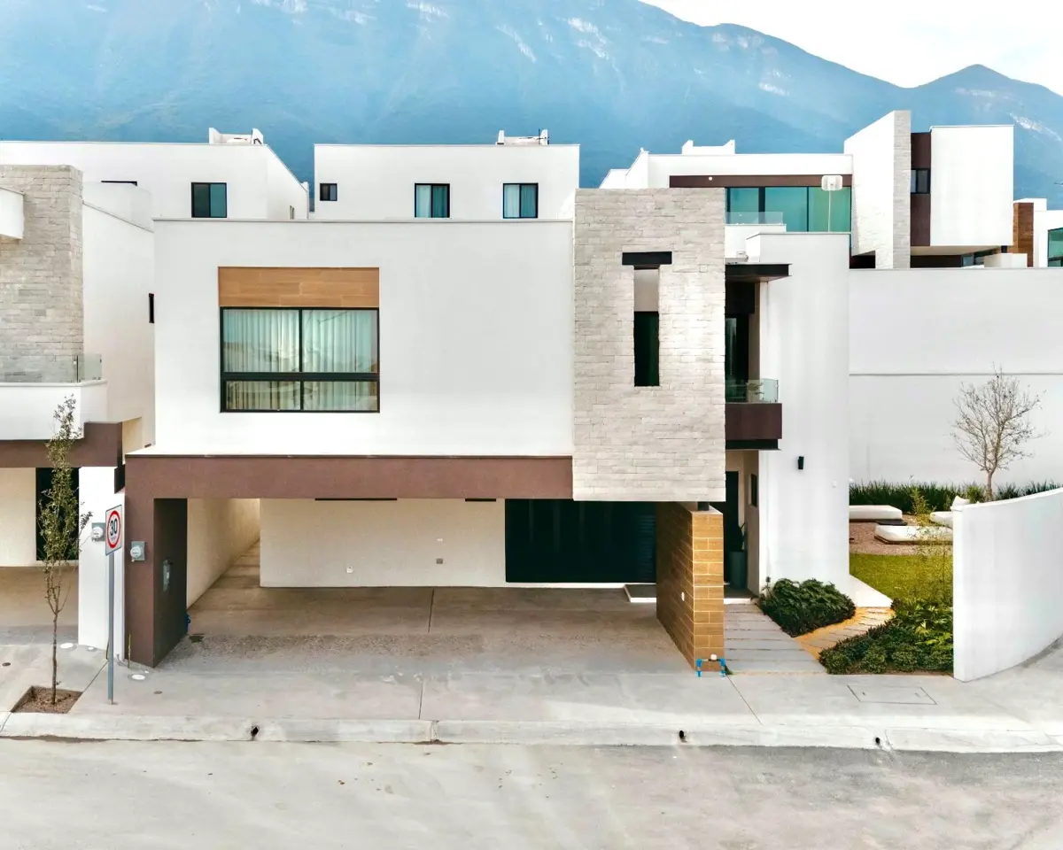 Casa en venta en Valle de Cumbres Premier, García — foto 1 de 17