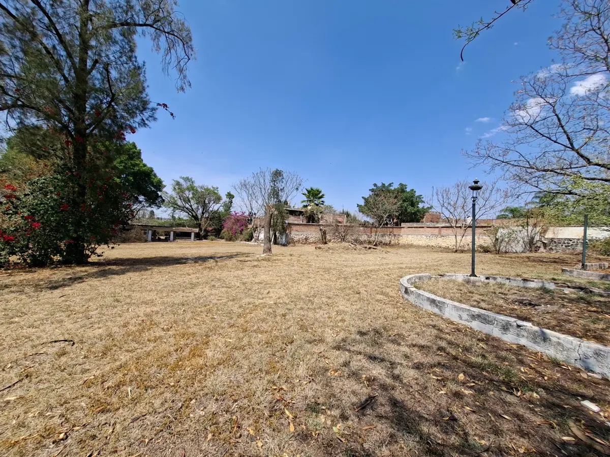 Terreno en venta en Cajititlan, Tlajomulco de Zúñiga — foto 1 de 64