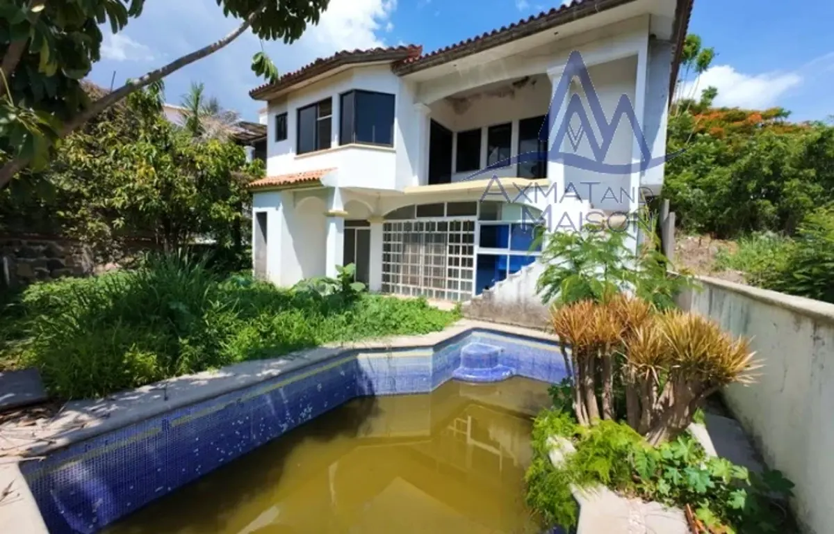 Casa en venta en Lomas de Cocoyoc, Atlatlahucan — foto 1 de 32