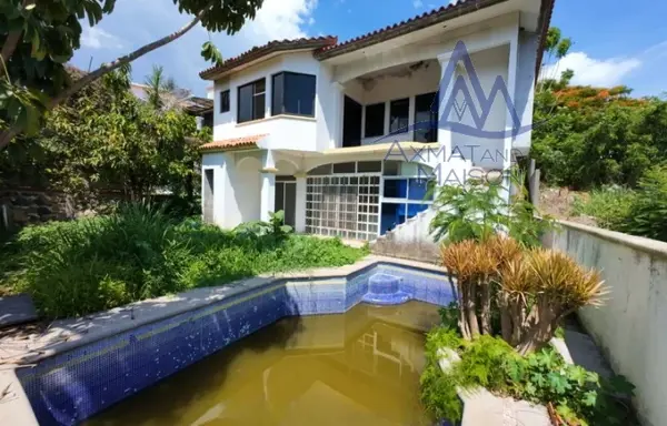 Casa en Venta en Lomas de Cocoyoc, Morelos | Gran Potencial de Inversión JX