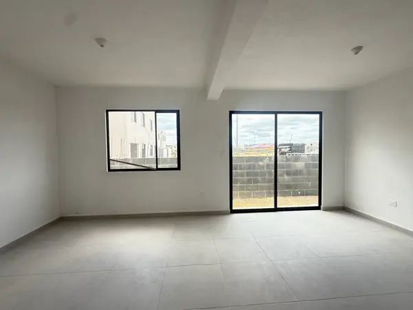 Casa en venta en Allegra Valle Condesa II, Juárez — foto 2 de 3