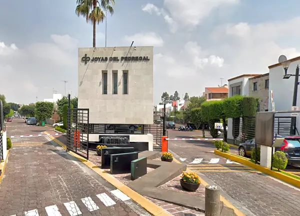 Casa en Joyas del Pedregal, Coyoacán: Una Excelente Oportunidad de Remate Casa en Joyas del Pedregal, Coyoacán: Una Excelente Oportunidad de Remate