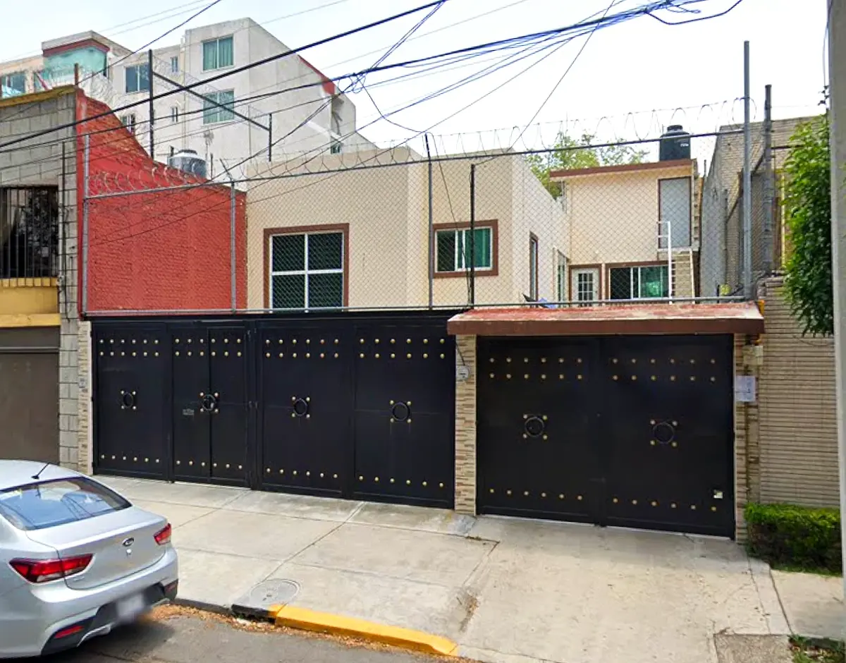 Casa en venta en Valle Ceylan, Tlalnepantla de Baz — foto 1 de 6