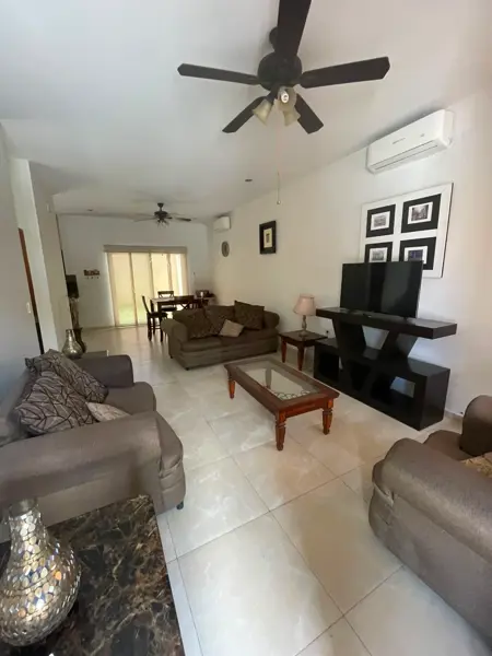 Casa en renta en Las Quintas, Saltillo — foto 3 de 23