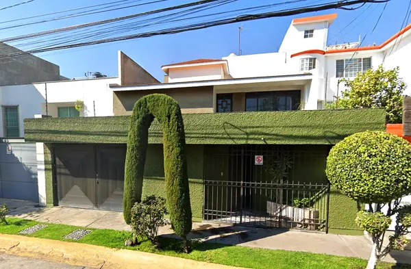 Casa en Remate Hipotecario en Bosques de Aragón, Nezahualcóyotl